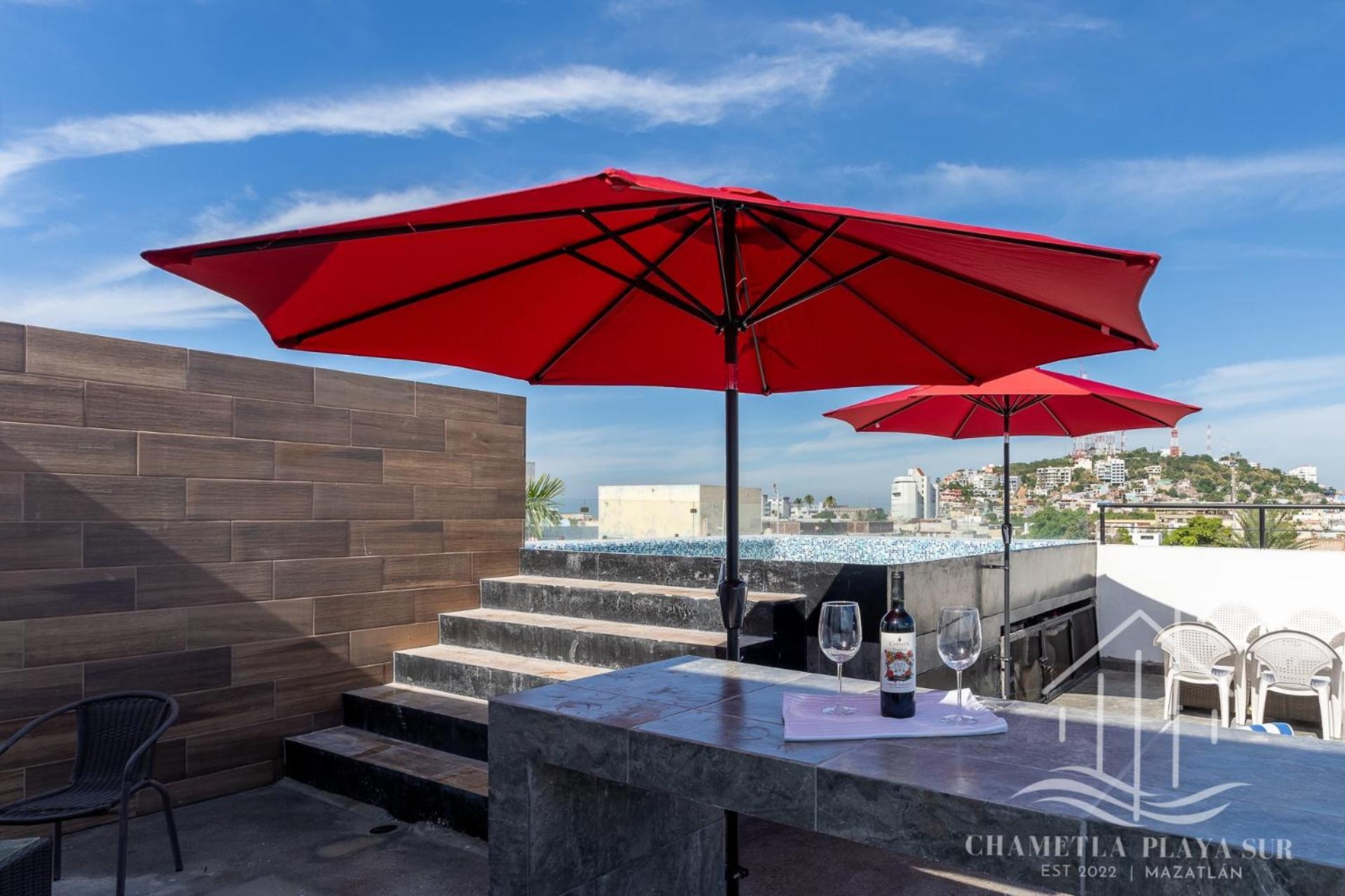 New & Comfy, 5 Star Area, Walk 2 Beach, Pool, Views, King Bed Mazatlan Luaran gambar