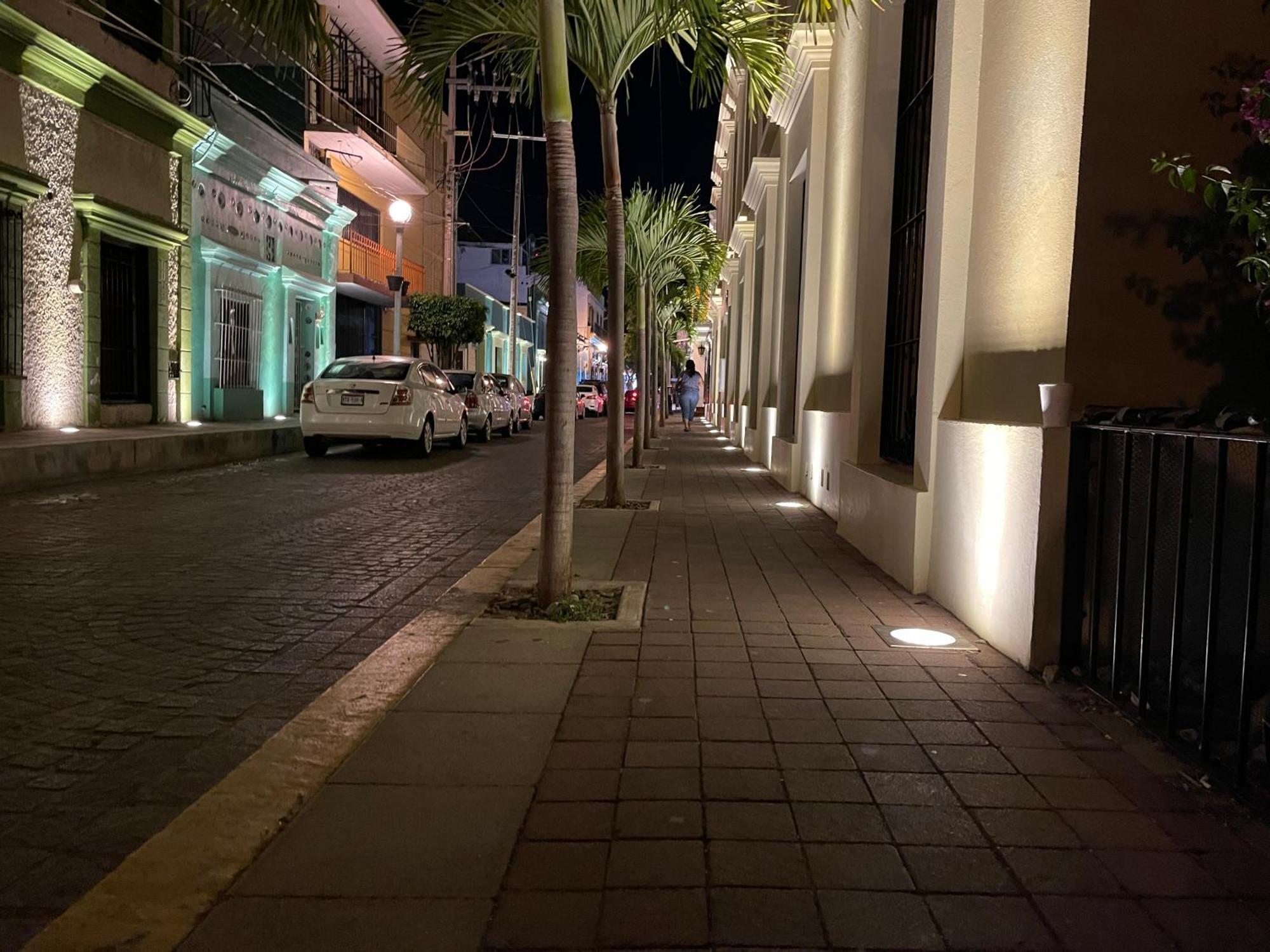 New & Comfy, 5 Star Area, Walk 2 Beach, Pool, Views, King Bed Mazatlan Luaran gambar