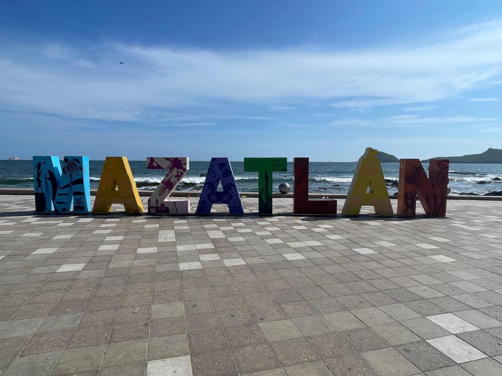 New & Comfy, 5 Star Area, Walk 2 Beach, Pool, Views, King Bed Mazatlan Luaran gambar